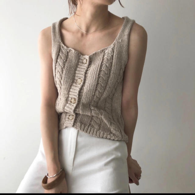 new artless cable knit tank