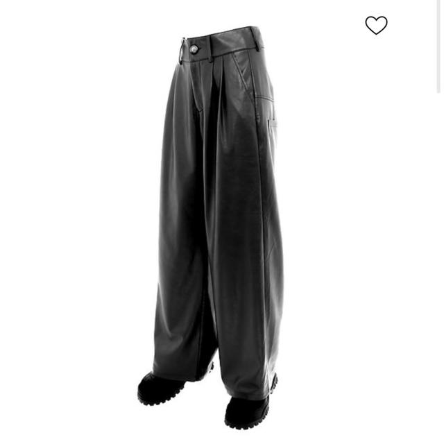 JOHN LAWRENCE SULLIVAN(ジョンローレンスサリバン)のJOHN LEATHER TROUSERS BLACK メンズのパンツ(スラックス)の商品写真