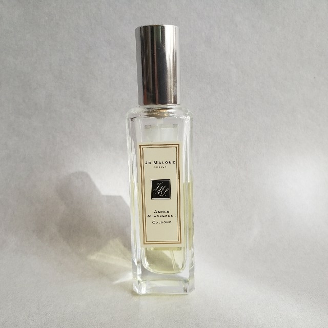 Jo Malone(ジョーマローン)の♈様専用【送料無料】Jo Malone アンバー&ラベンダー30ml コスメ/美容の香水(香水(女性用))の商品写真