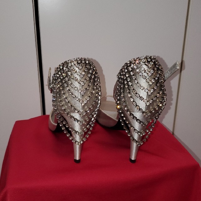 スワロフスキー シルク チェーン Sergio Rossi SWAROVSKI-