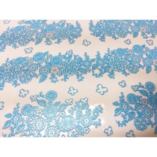 陶画舎謹製　　白盛りリボンマトラッセ転写紙とエンブロイダリー転写紙(陶芸)