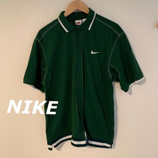 ナイキ(NIKE)のNIKEのオーバーシャツ(シャツ)