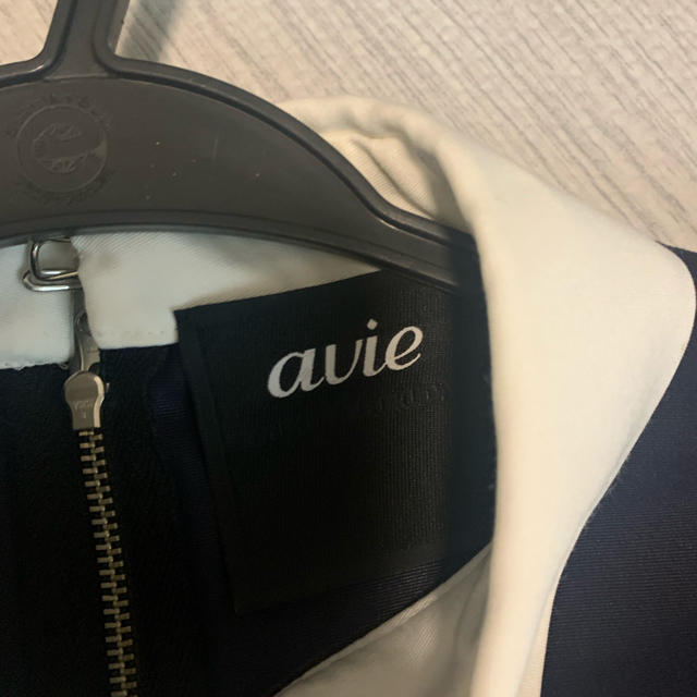 avie(アビィ)の【avie】ネイビートップス レディースのトップス(シャツ/ブラウス(半袖/袖なし))の商品写真