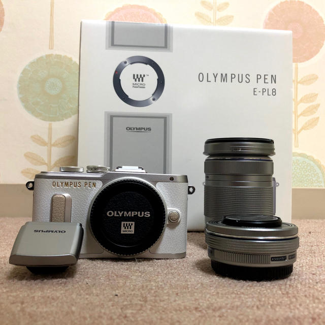 Olympus e-pl8OLYMPUS