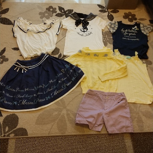 mezzo piano junior(メゾピアノジュニア)のcomaさん専用です。 キッズ/ベビー/マタニティのキッズ服女の子用(90cm~)(Tシャツ/カットソー)の商品写真