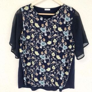 ザラ(ZARA)の異素材が可愛い(๑˃̵ᴗ˂̵)✨‼️❤️シフォン花柄❤️ネイビーブラウス(シャツ/ブラウス(半袖/袖なし))