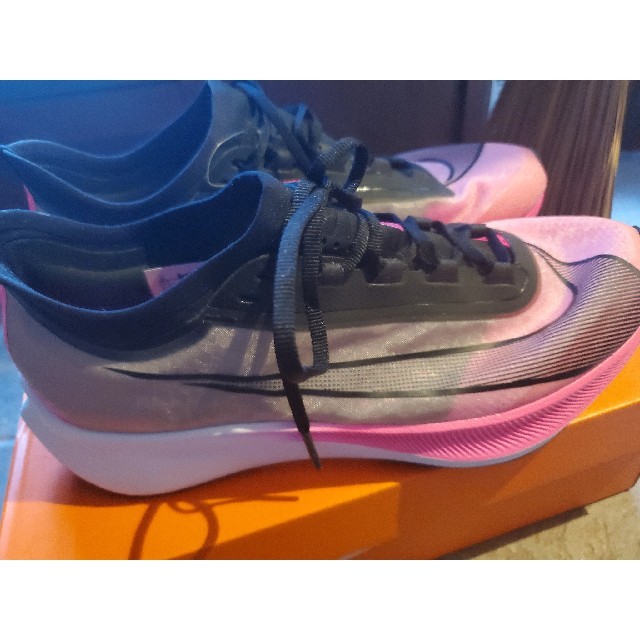 ■新品　■即日発送　ナイキ ズーム フライ 3　ZOOM FLY 3 　27cm