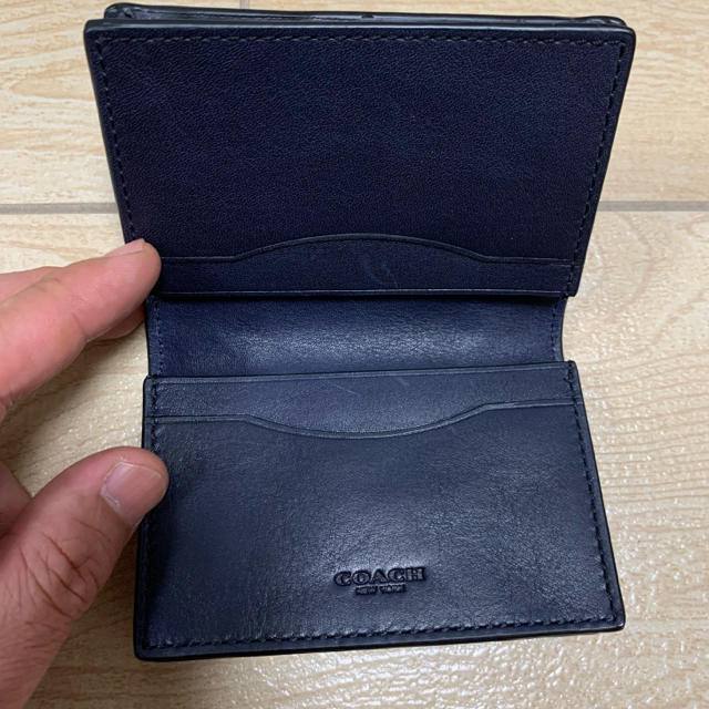 COACH(コーチ)の【美品】COACH メンズ　名刺入れ メンズのファッション小物(名刺入れ/定期入れ)の商品写真