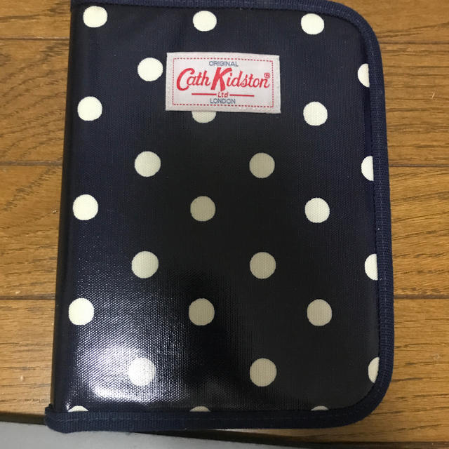 Cath Kidston(キャスキッドソン)のCath Kidston 母子手帳ケース キッズ/ベビー/マタニティのマタニティ(母子手帳ケース)の商品写真