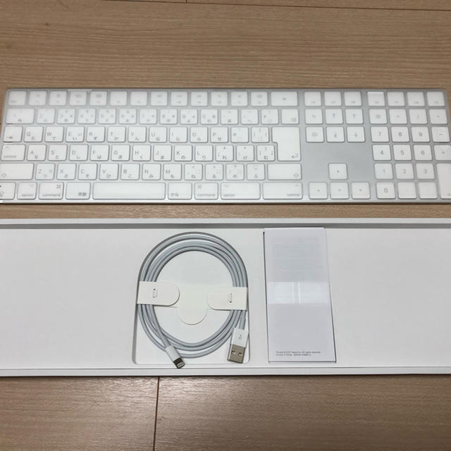 Apple(アップル)のApple Magic Keyboard(テンキー付き)- 日本語(JIS)  スマホ/家電/カメラのPC/タブレット(PC周辺機器)の商品写真