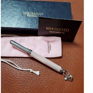 ミキモト(MIKIMOTO)のT&Y様専用　MIKIMOTO ミキモト　リップブラシ　ハートチャーム　紅筆(その他)