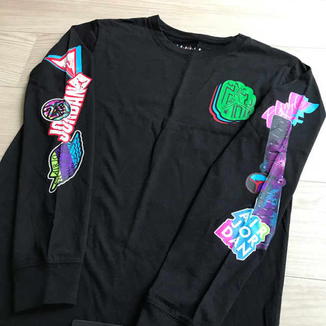 【新品】ナイキ　ジョーダン　キッズ　長袖Tシャツ　160