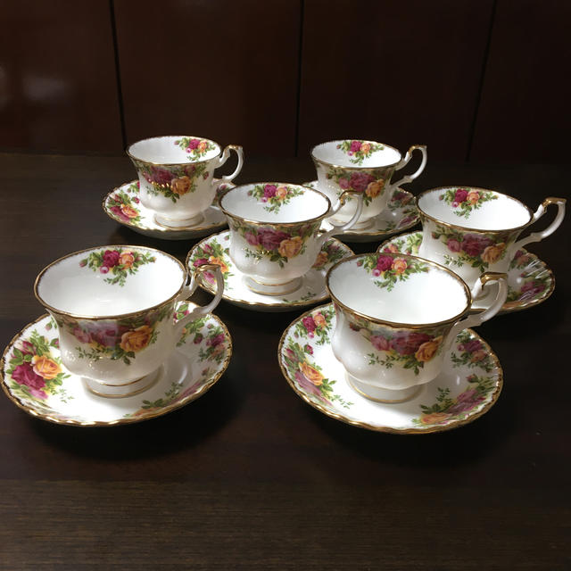 ROYAL ALBERT(ロイヤルアルバート)のロイヤルアルバート　コーヒーカップ&ソーサー　6客 インテリア/住まい/日用品のキッチン/食器(グラス/カップ)の商品写真