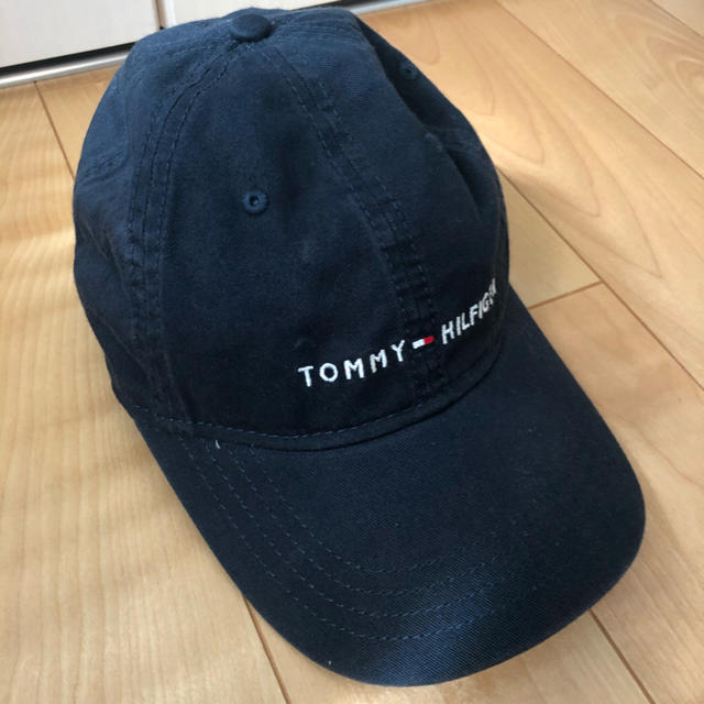 TOMMY HILFIGER(トミーヒルフィガー)のTommy hilfiger ローキャップ レディースの帽子(キャップ)の商品写真