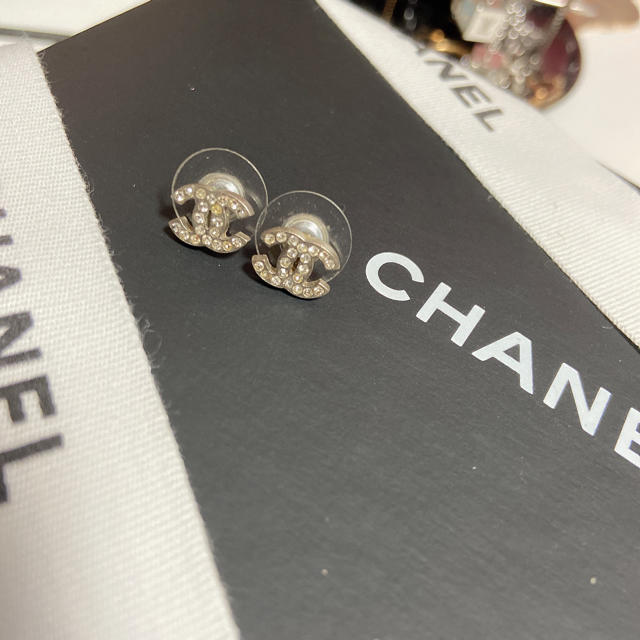 CHANEL - CHANEL シャネル ココ・シャネル ロゴピアス の通販 by ちちまるず｜シャネルならラクマ