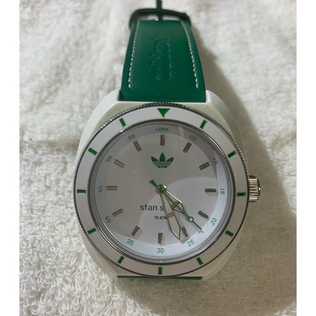 adidas(アディダス)のスタンスミス 時計 緑 レディースのファッション小物(腕時計)の商品写真