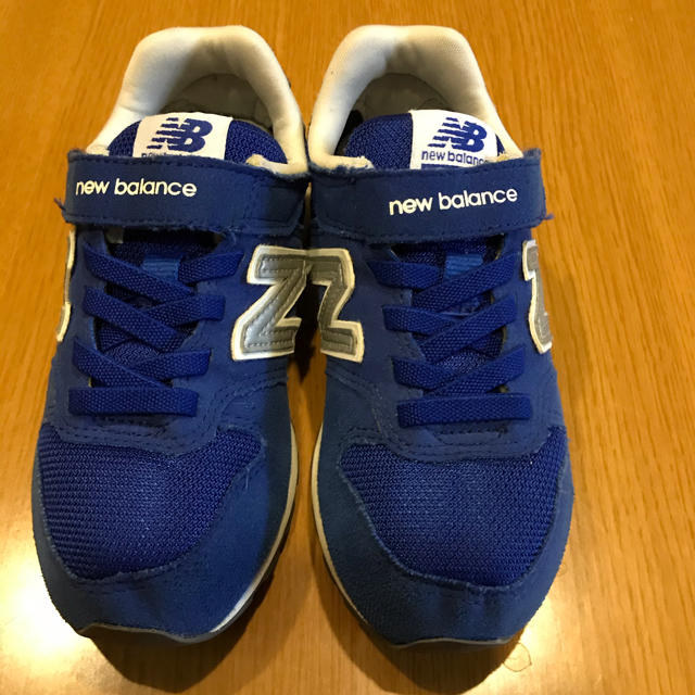 New Balance(ニューバランス)のニューバランス 996 スニーカー New balance 18㎝　ブルー キッズ/ベビー/マタニティのキッズ靴/シューズ(15cm~)(スニーカー)の商品写真