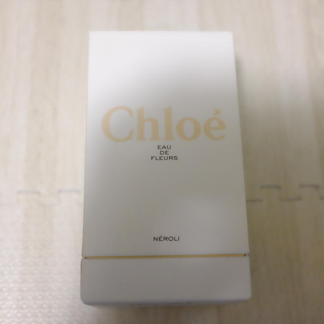 Chloe(クロエ)のChloe クロエ　香水　オードフルール　限定品 コスメ/美容の香水(香水(女性用))の商品写真