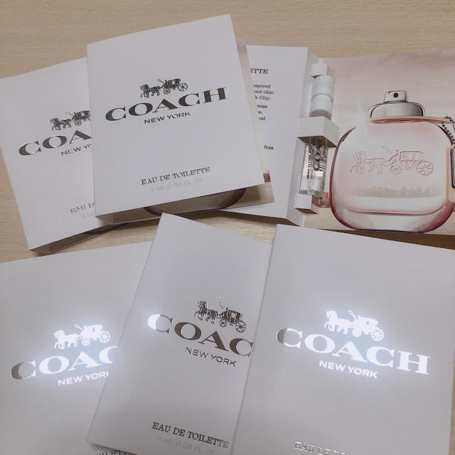 COACH(コーチ)のコーチ✨オードトワレ　2mL コスメ/美容の香水(香水(女性用))の商品写真