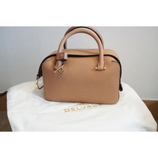 【新品】Delvaux クールボックスミニ　ミルクティーベージュ　検)ドゥロワー