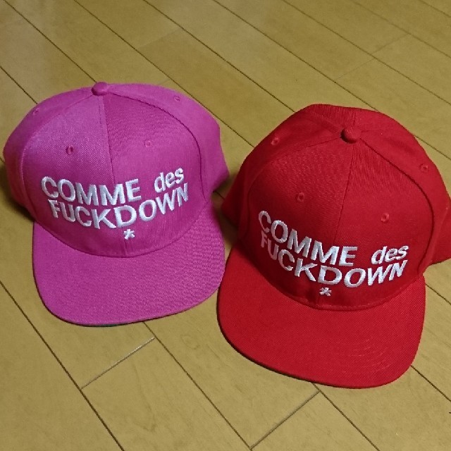 SSUR(サー)の２点セットcomme des fuck down スナップバックキャップ メンズの帽子(キャップ)の商品写真