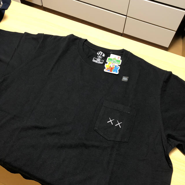 トップスカウズ  4XL 3XL 3XL kaws UNIQLO 3枚セット