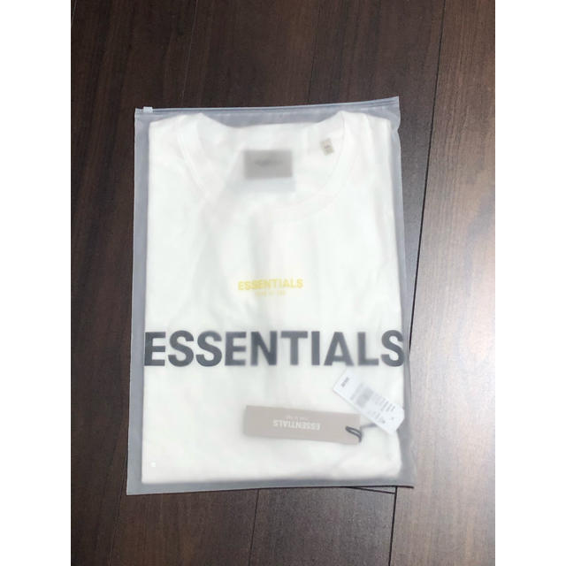 FEAR OF GOD(フィアオブゴッド)のFOG Essentials エッセンシャルズ Tシャツ ホワイト XXL メンズのトップス(Tシャツ/カットソー(半袖/袖なし))の商品写真