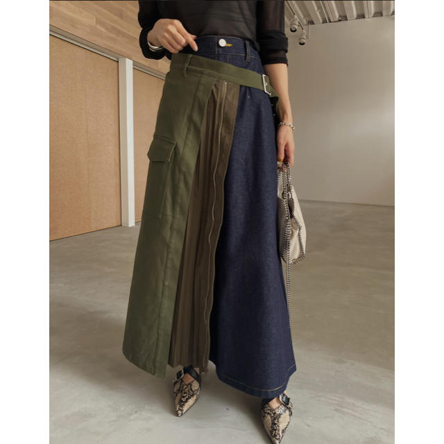 Ameri VINTAGE(アメリヴィンテージ)のAmeri 💖MILITARY DOCKING DENIM SKIRT レディースのスカート(ロングスカート)の商品写真