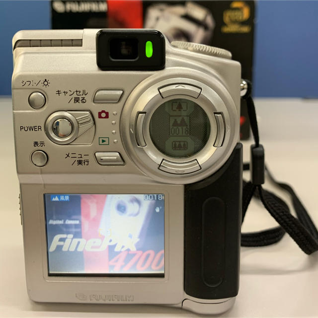 【未来技術遺産】FUJIFILM Fine Pix4700z動画記録画素数320X240