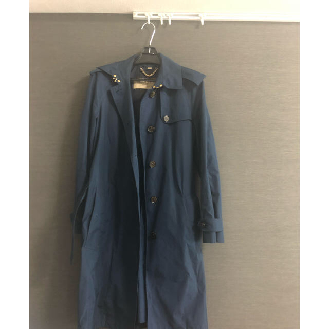 BURBERRY(バーバリー)のバーバリー トレンチ ブルー コート 専用 レディースのジャケット/アウター(トレンチコート)の商品写真
