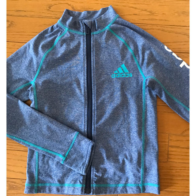 adidas(アディダス)のおっとっと様専用アディダス　ラッシュガード キッズ/ベビー/マタニティのキッズ服男の子用(90cm~)(水着)の商品写真