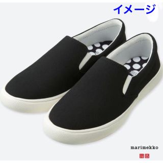 ユニクロ(UNIQLO)のmarimekko ✖︎ユニクロ キャンバススニーカー サイズ24.5cm(スリッポン/モカシン)