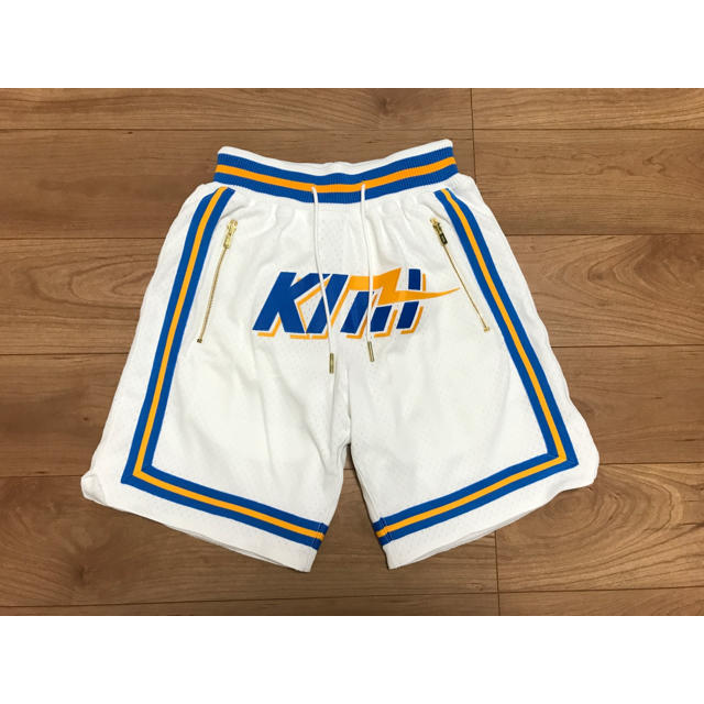 メンズ【XS】KITH x MITCHELL & NESS SHORT WHITE