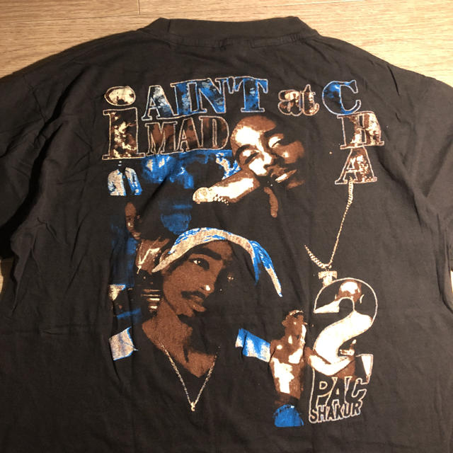 FEAR OF GOD(フィアオブゴッド)の【美品】2pac Tシャツ　ラップ　ビンテージ　L バンド　90s メンズのトップス(Tシャツ/カットソー(半袖/袖なし))の商品写真