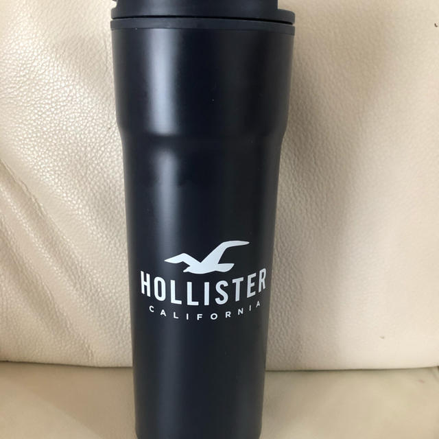 Hollister(ホリスター)の新品ホリスターhollisterのタンブラーノベルティー　 インテリア/住まい/日用品のキッチン/食器(タンブラー)の商品写真