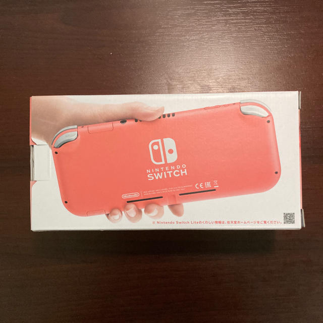 Nintendo Switch(ニンテンドースイッチ)の【新品未開封】Nintendo Switch Lite コーラルピンク エンタメ/ホビーのゲームソフト/ゲーム機本体(携帯用ゲーム機本体)の商品写真