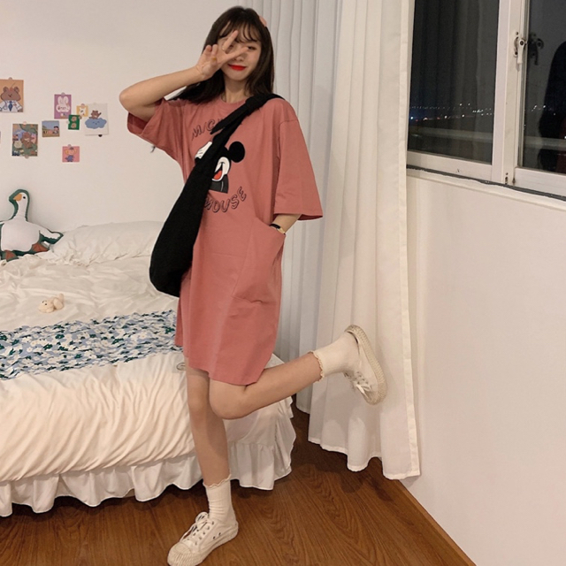 Disney ミッキー ディズニー 半袖 大きめ ゆったり 体型カバー 韓国 カップル お揃いの通販 By みぃ S Shop ディズニーならラクマ Disney ミッキー ディズニー 半袖 大きめ ゆったり 体型カバー 韓国 カップル お揃いの通販 By みぃ S Shop ディズニーならラクマ