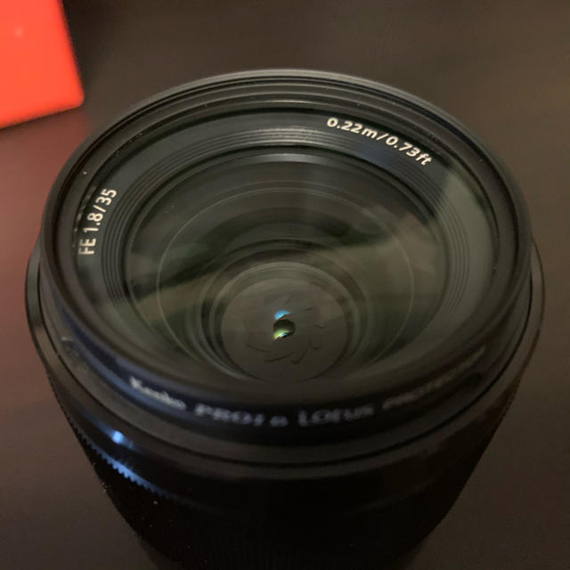 SONY FE 35F1.8 単焦点レンズ　デシケーターに保管