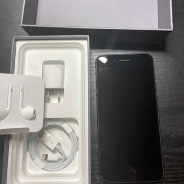 iPhone8 Plus ブラック　64GB 値下げしました❗️