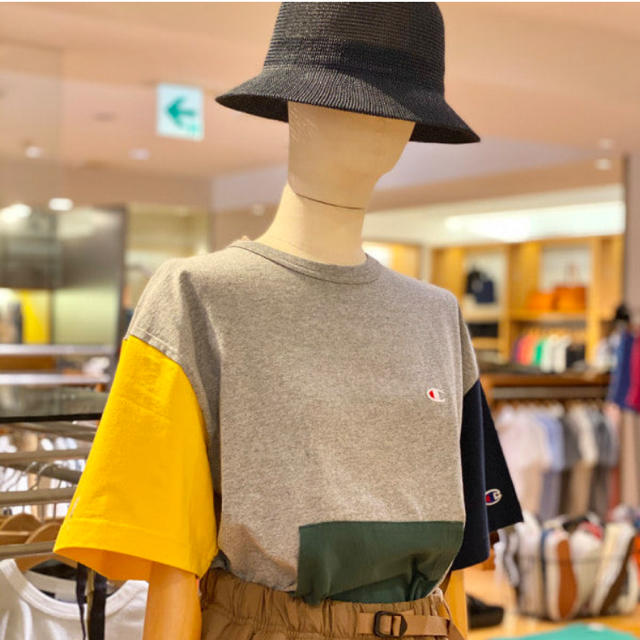 BEAMS BOY(ビームスボーイ)のChampion × BEAMS BOY ビームスボーイ　Tシャツ レディースのトップス(Tシャツ(半袖/袖なし))の商品写真