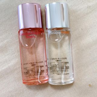 クリニーク(CLINIQUE)の新品未使用　CLINIQUE happy　ミニサイズ2本セット(香水(女性用))