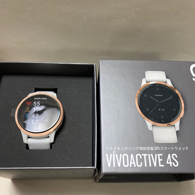 GARMIN(ガーミン)のさなぎさま専用　vívoactive 4S White / Rose Gold レディースのファッション小物(腕時計)の商品写真