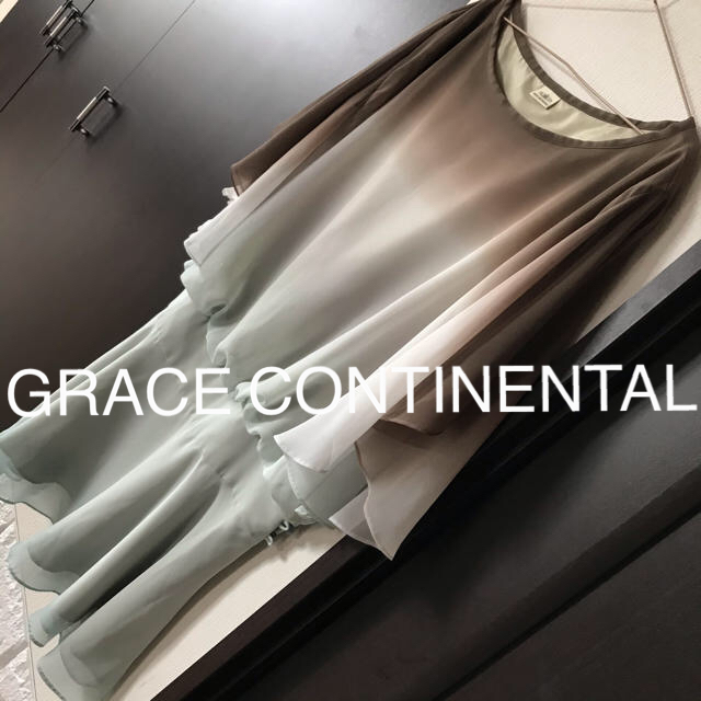 GRACE CONTINENTAL(グレースコンチネンタル)のGRACE CONTINENTAL グレースコンチネンタル チュニック レディースのトップス(チュニック)の商品写真