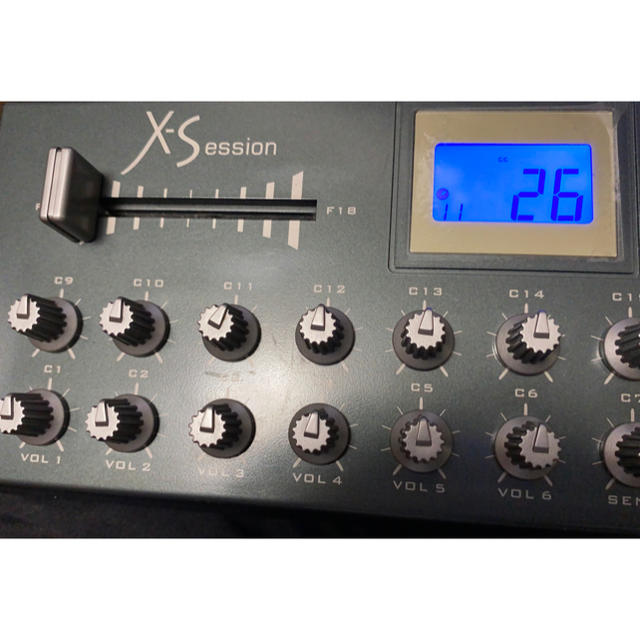 M-Audio X-Session Evolution UC-17 MIDIコン 楽器のDTM/DAW(MIDIコントローラー)の商品写真