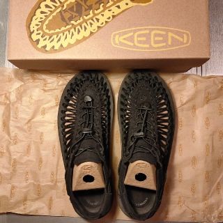 キーン(KEEN)の【BEAMS】【KEEN】 UNEEK black/black 26.5cm(サンダル)