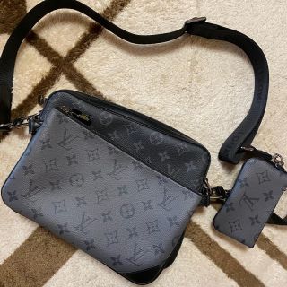 ルイヴィトン(LOUIS VUITTON)のルイヴィトン トリオ メッセンジャー バッグ モノグラム エクリプス リバース(メッセンジャーバッグ)