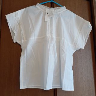 グローバルワーク(GLOBAL WORK)の《専用》GLOBAL WORK  新品、未使用レーススタンドフリルブラウス(シャツ/ブラウス(半袖/袖なし))