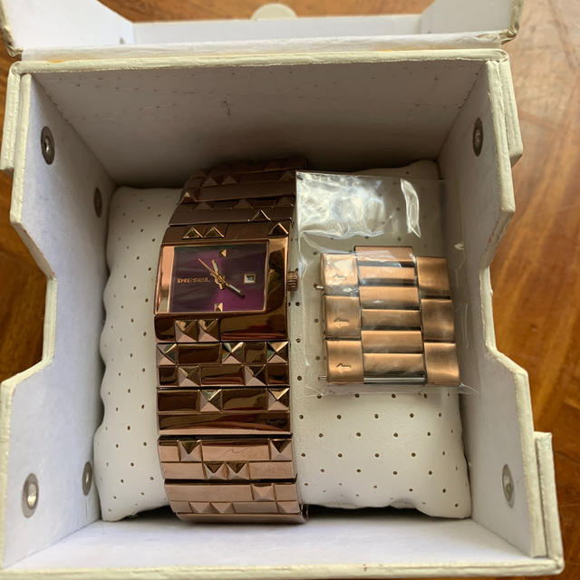 DIESEL(ディーゼル)のディーゼル　時計 レディースのファッション小物(腕時計)の商品写真