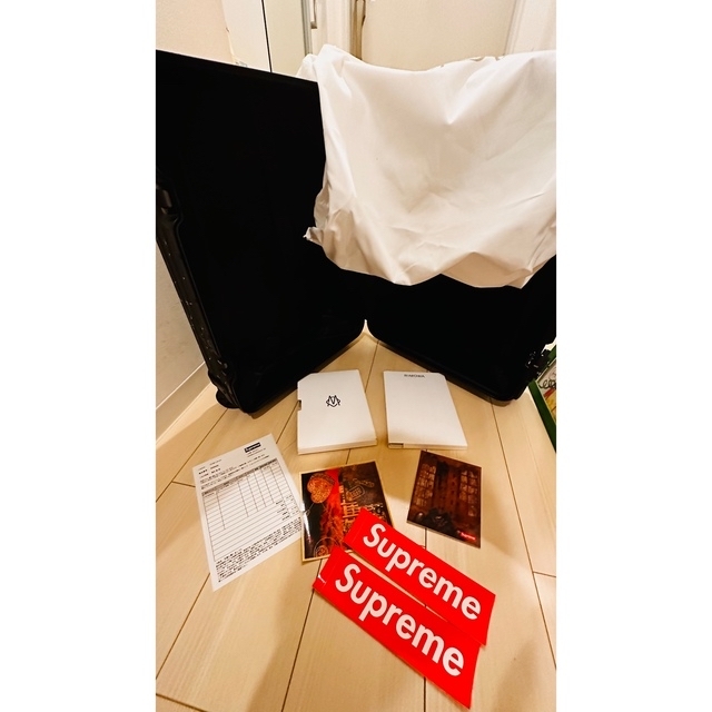 Supreme(シュプリーム)のsupreme RIMOWA コラボキャリーケース レディースのバッグ(スーツケース/キャリーバッグ)の商品写真