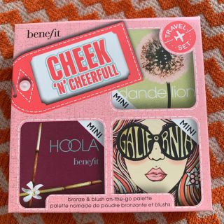 ベネフィット(Benefit)のベネフィット　フェイスパウダー未使用に近い(フェイスパウダー)